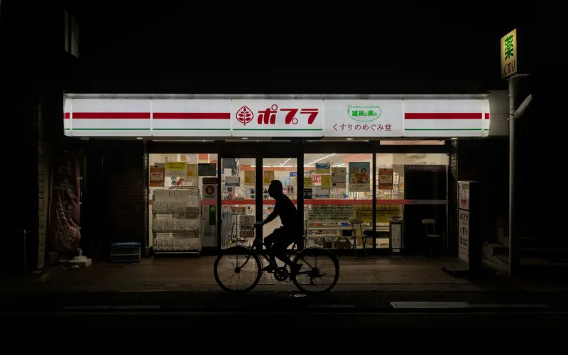 午前2時のコンビニに恋をする：アニメが教えてくれた「日本の夜」の美しさ